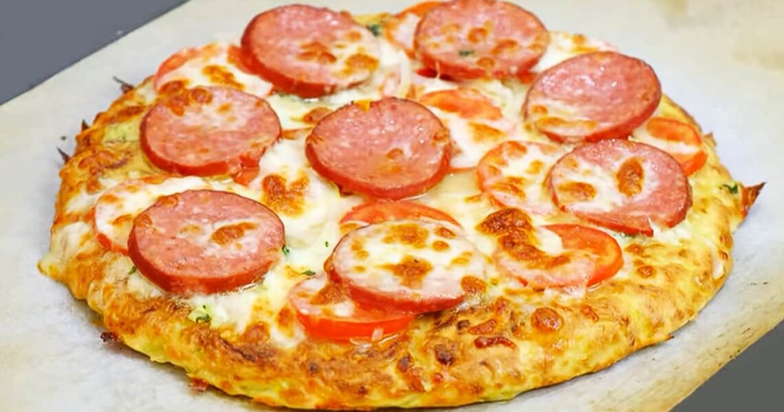 Піца з кабачків на сковороді за кілька хвилин: смачний рецепт